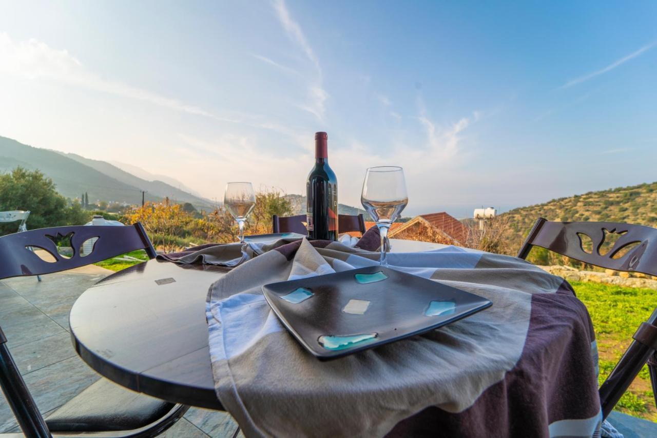 Chardonnay Guest Studio Rooms With Great View For Nature Lovers Kyrenia  Ngoại thất bức ảnh